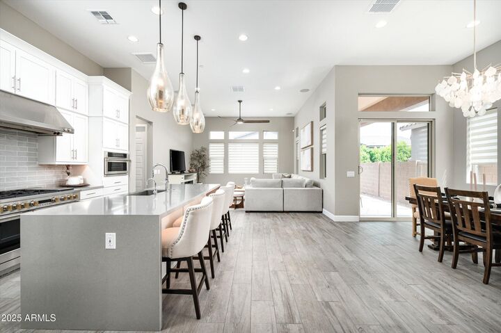 Property Photo:  23461 N 76th Place 5  AZ 85255 
