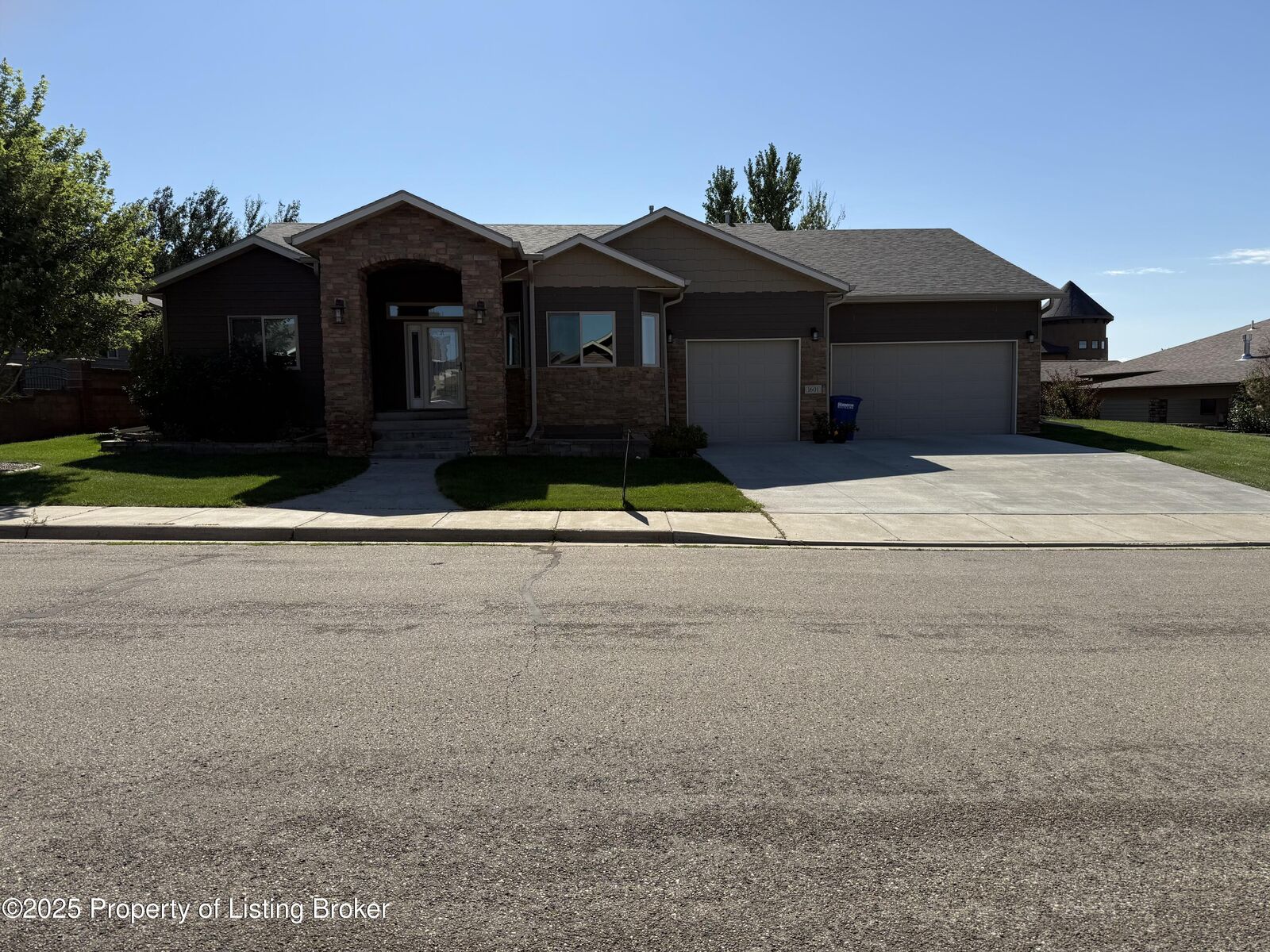 Property Photo: 1601 15th Avenue W ND 58601