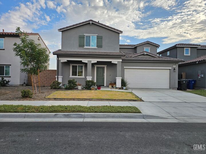 Property Photo: 10917 Pasto Way CA 93306
