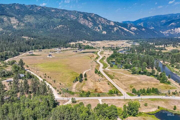 Property Photo: Blk 5 Lot 16 Alder Creek Dr ID 83622