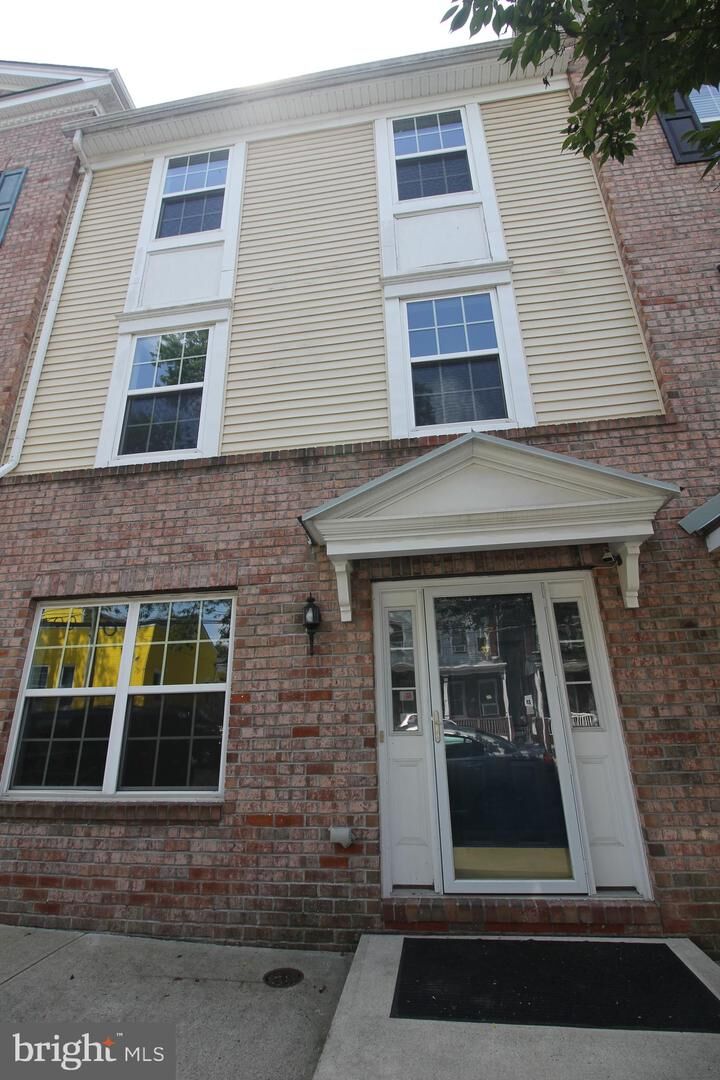Property Photo:  17 Cliff Street  NJ 08611 