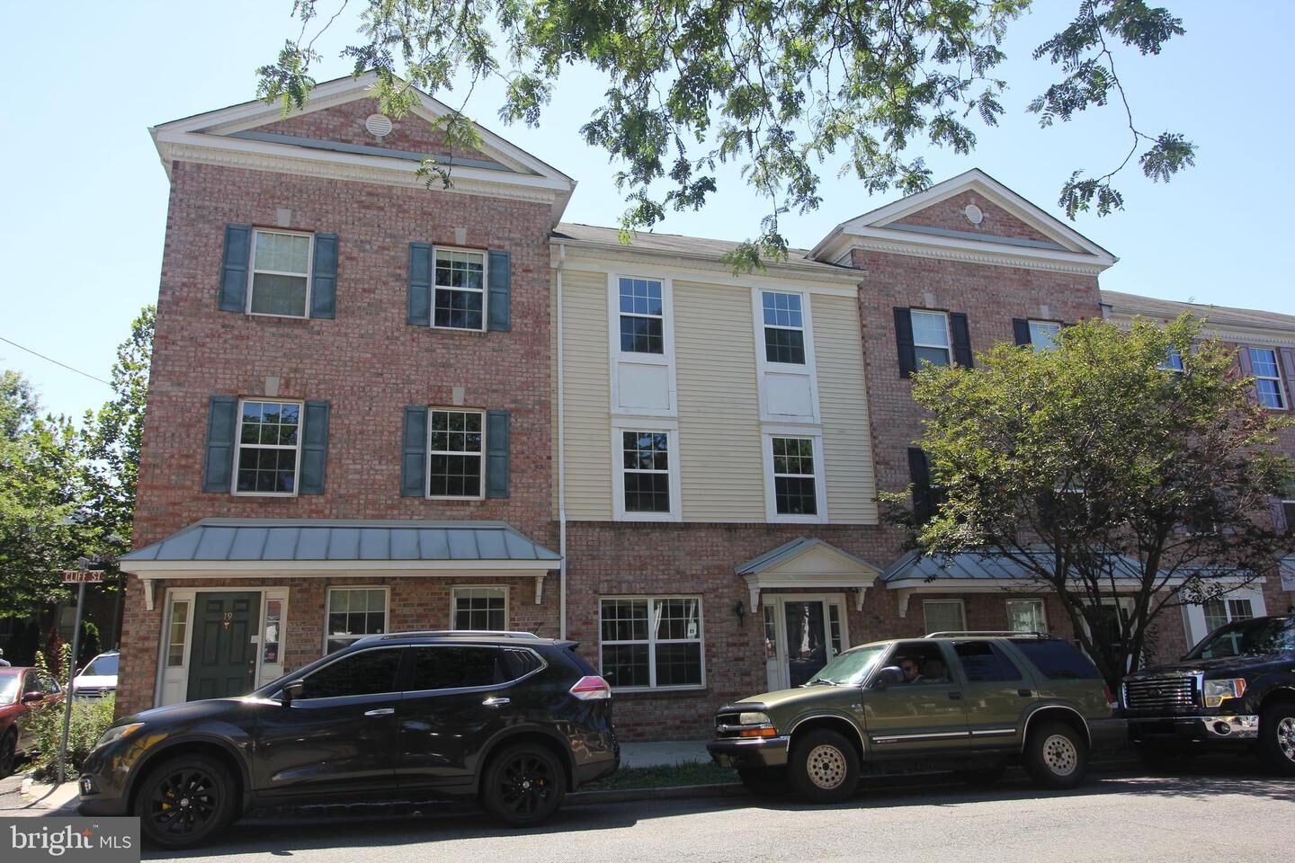 Property Photo:  17 Cliff Street  NJ 08611 