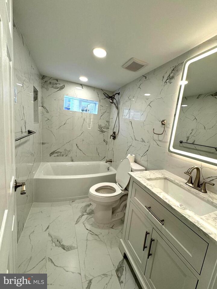 Property Photo: 926 Winton Street PA 19148