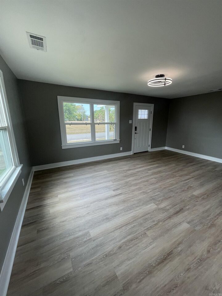 Property Photo: 1515 S Izard AR 72202