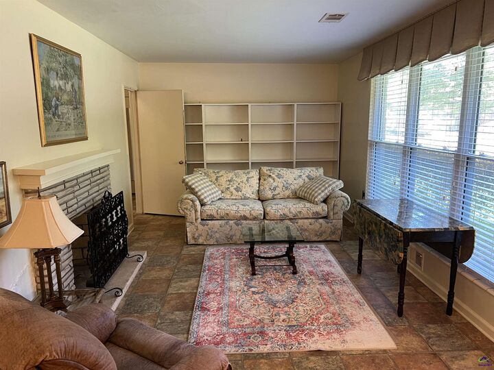 Property Photo: 142 Rose Street GA 31014