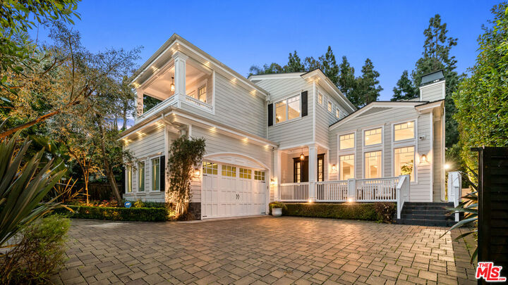 1836 Laurel Canyon Blvd  Los Angeles CA 90046 photo