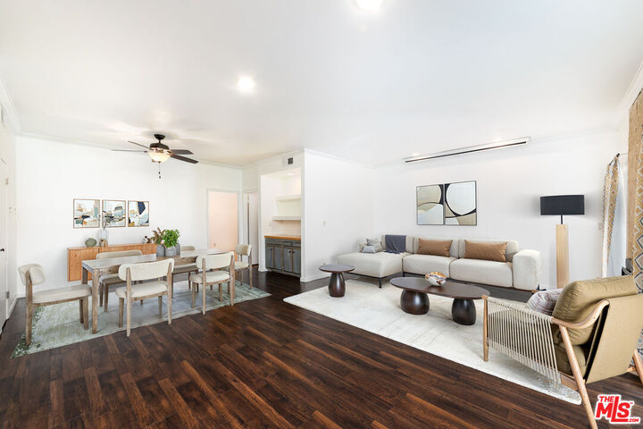 Property Photo:  5139 Balboa Blvd  CA 91316 