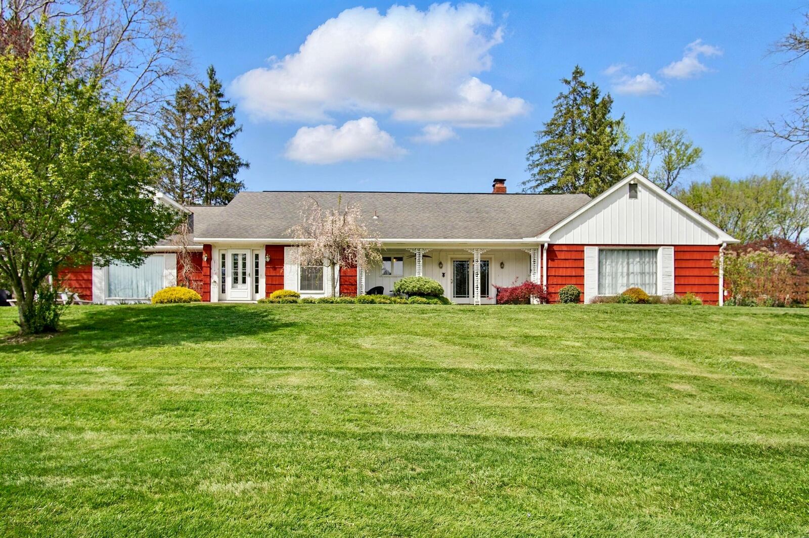 Property Photo:  1165 Friendship Drive  OH 43762 