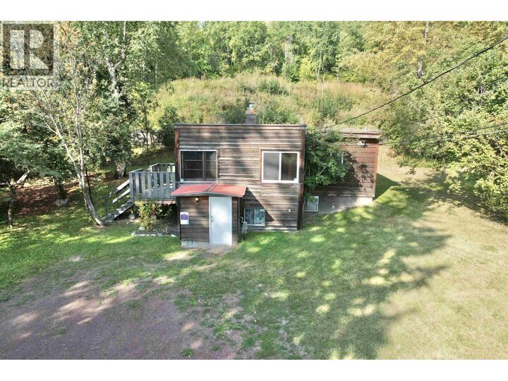 Property Photo:  551 Edkins Street  BC V2J 1X7 