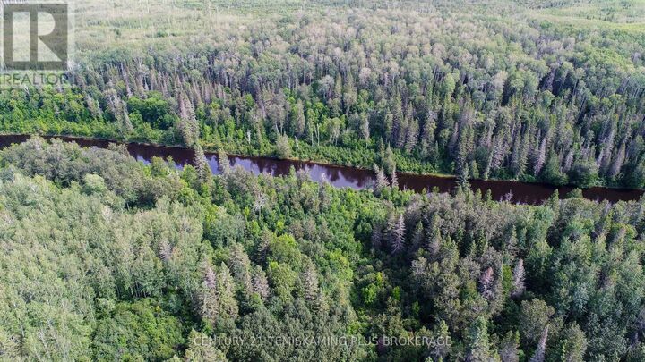 Photo de la propriété:  Lt6c4 Spruce Grove Road  ON P0J 1H0 
