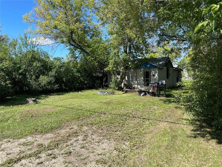 327 Netley Avenue  Selkirk MB R1A 2H8 photo