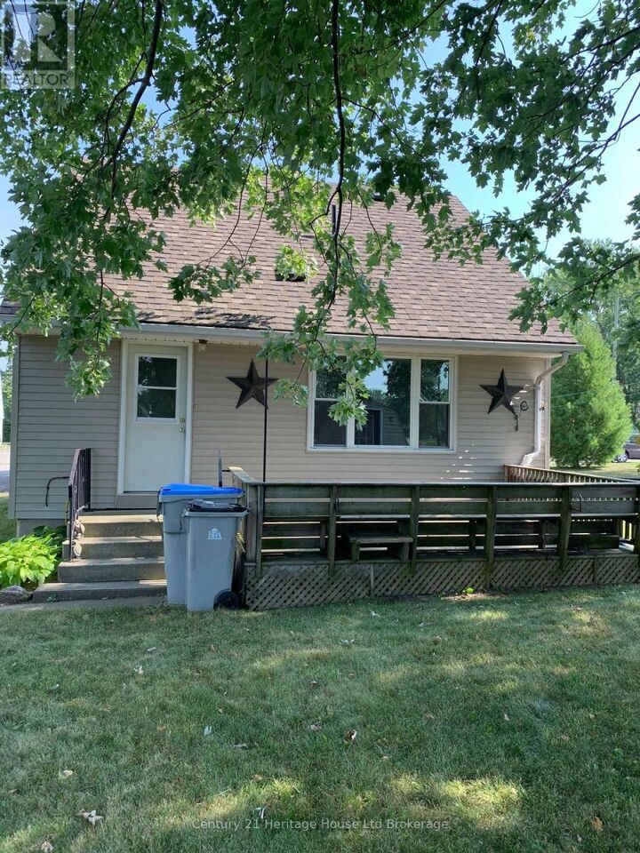 Property Photo: 225 Algonquin Drive ON N0M 1Y0