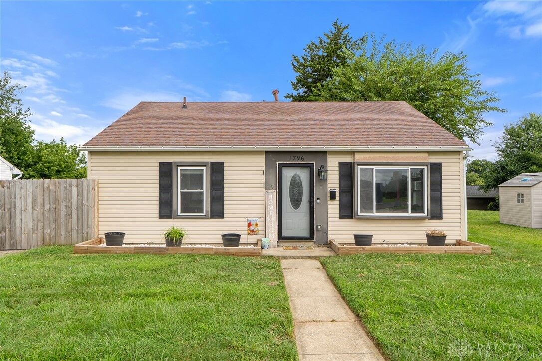 Property Photo:  1796 W Second Street  OH 45385 