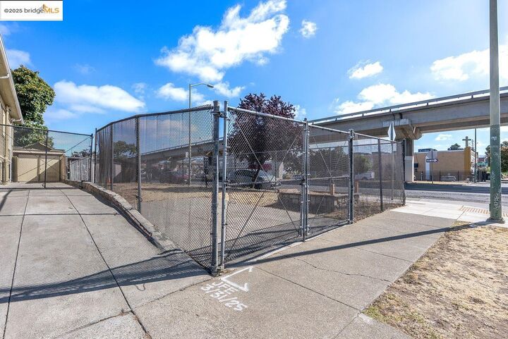 Property Photo: Martin Luther King CA 94608