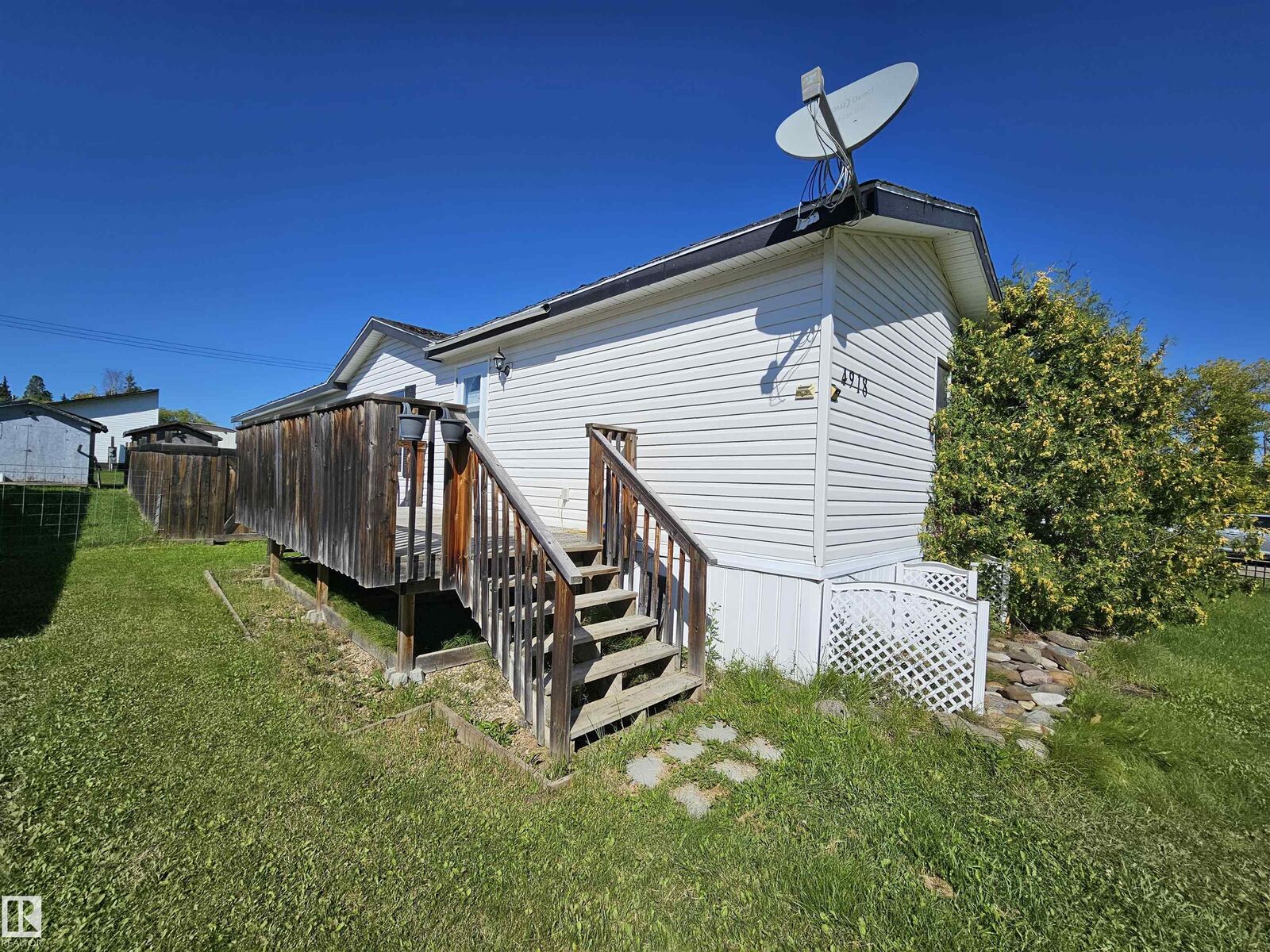 Property Photo: 4918 47 Street AB T0C 0S0