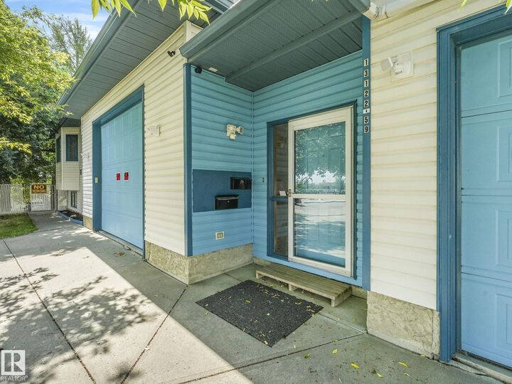 Photo de la propriété: 13122 59 Street NW AB T5A 0R5