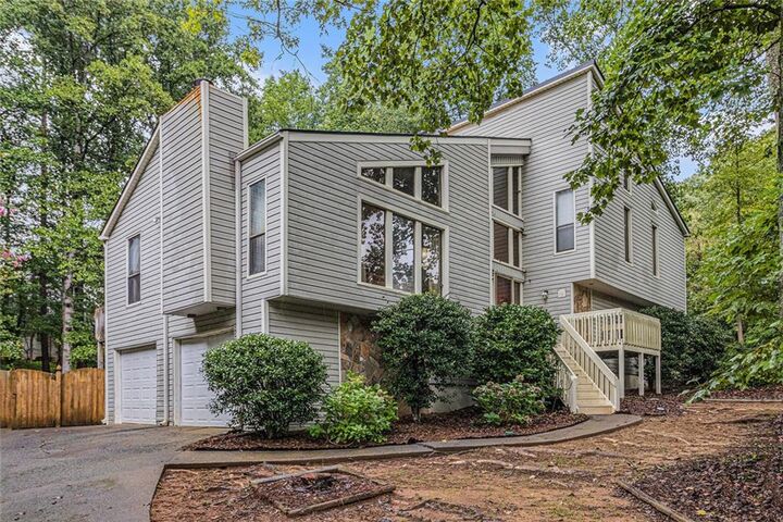 Property Photo: 2835 Sudbury Court GA 30062