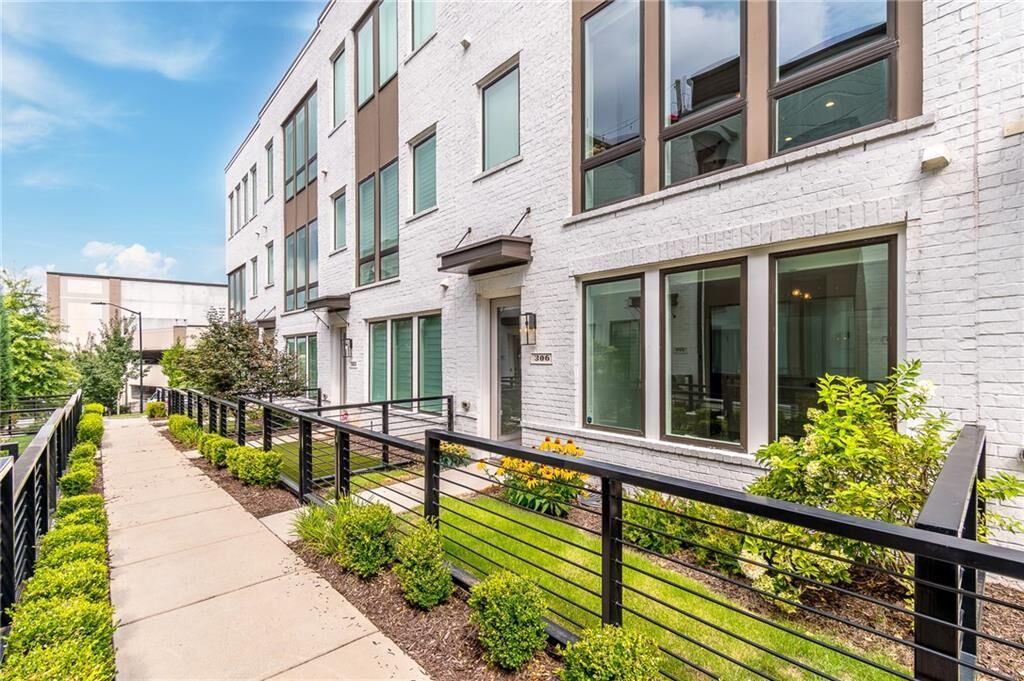 Property Photo: 306 Gibson Street SE GA 30316