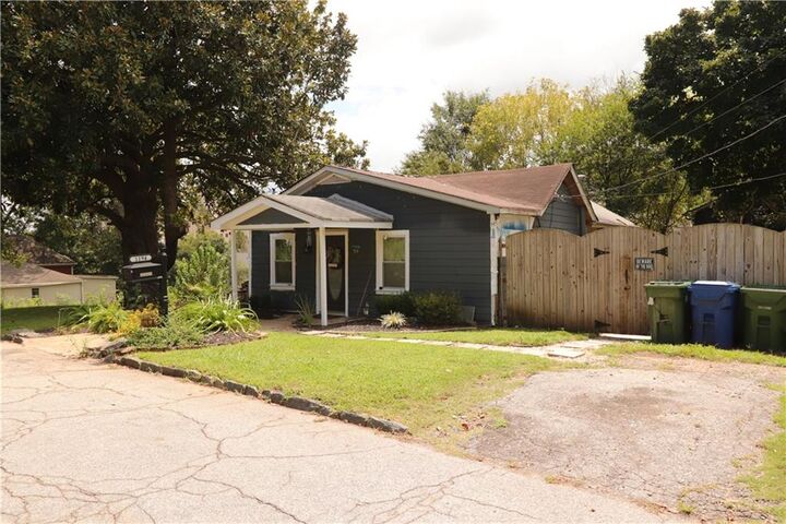 Property Photo: 1194 Warfield Street NW GA 30318