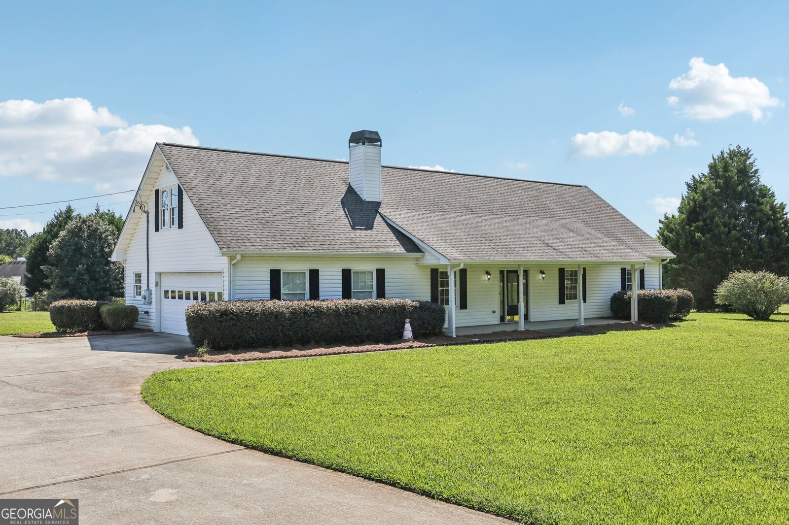 Property Photo: 246 Queens Cemetery Road GA 30641