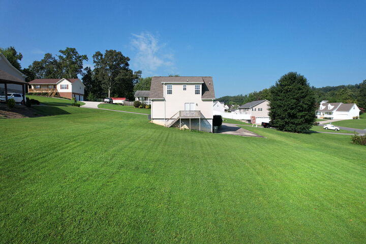 Property Photo: 123 Woods Lake Way SE TN 37323