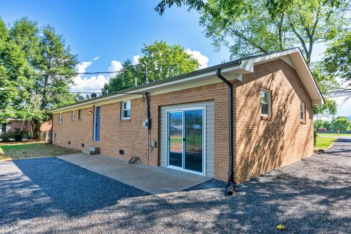 Property Photo: 43 John Burch Road W TN 37327