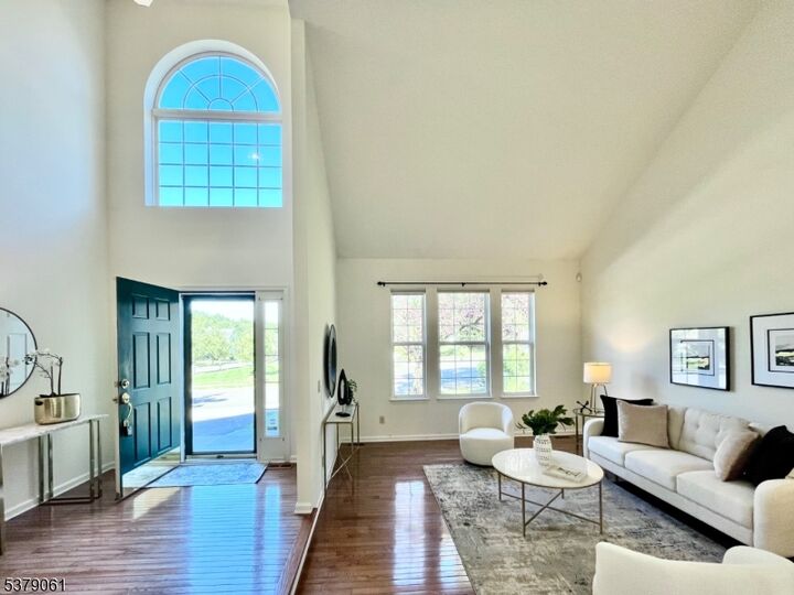 Property Photo: 2 Kirby Cir NJ 08540