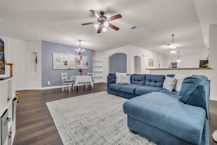 Property Photo: 10101 Hidden Creek Falls Lane TX 77423