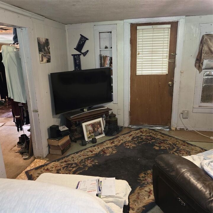 Property Photo: 502 Elwood Avenue TX 77327