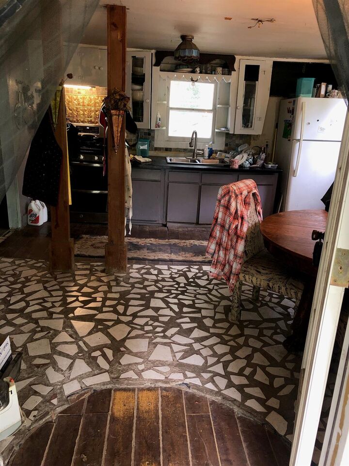 Property Photo:  502 Elwood Avenue  TX 77327 