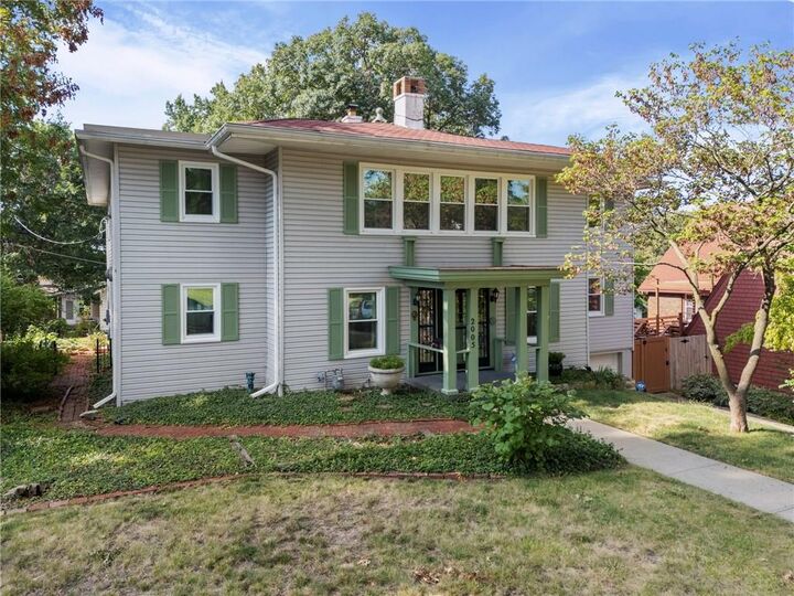 Property Photo:  2005 Washington Avenue  KS 66102 