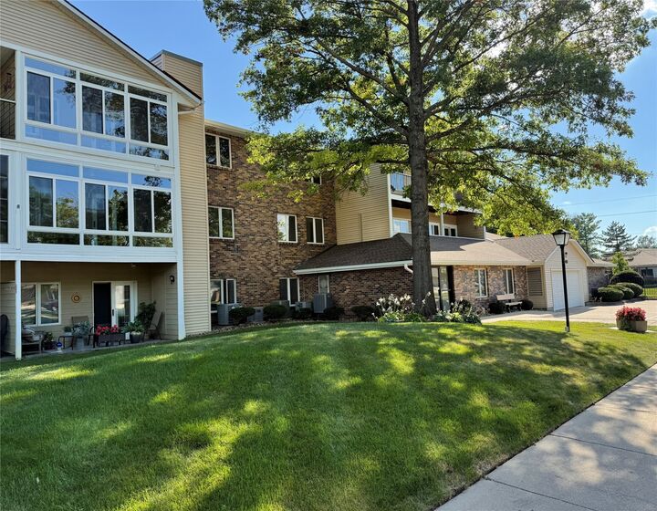 411 SE Delaware Avenue 304  Ankeny IA 50021 photo