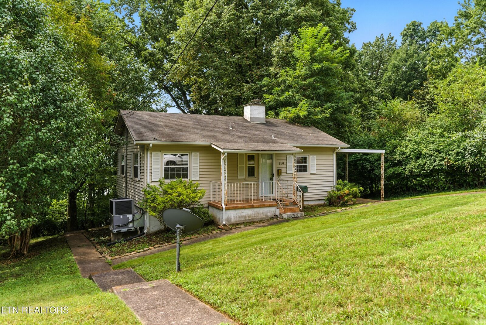 Property Photo:  116 East Magnolia Lane  TN 37830 