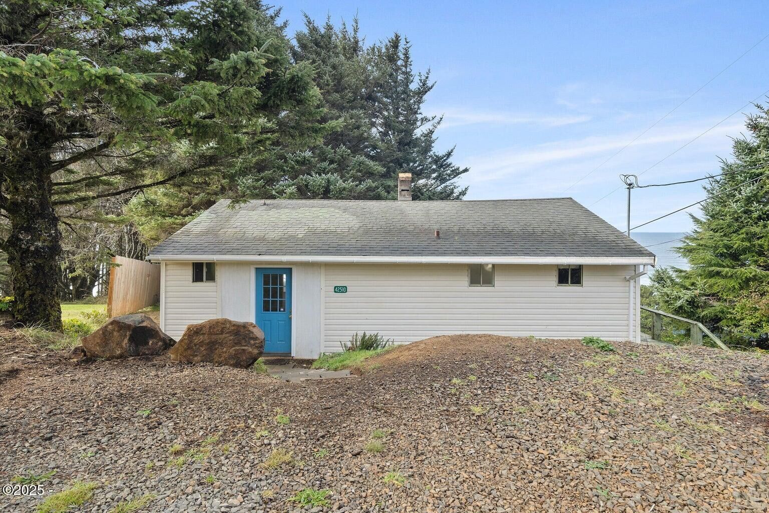 Property Photo:  42510 Hillcrest Drive  OR 97112 