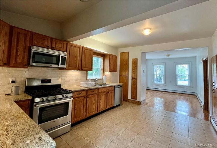 Property Photo: 6 Cottage Street #2 NY 10990