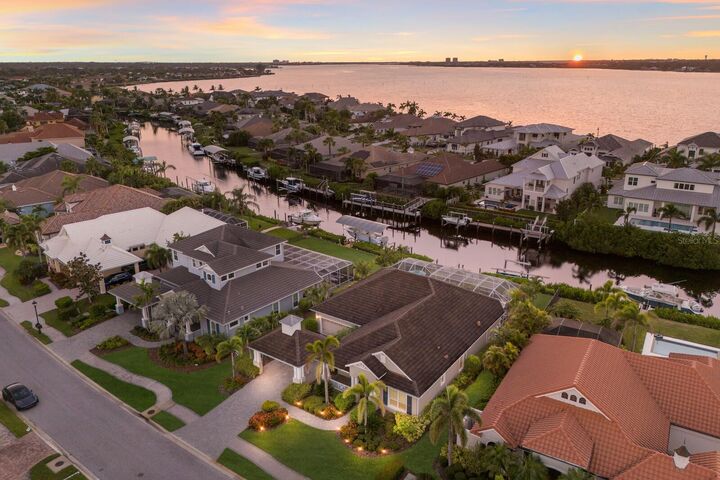 Property Photo: 576 Fore Drive FL 34208