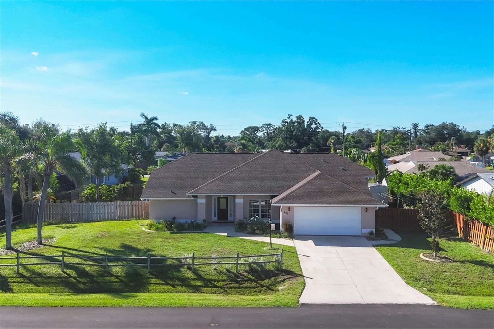 Property Photo: 651 Coronado Road FL 34293