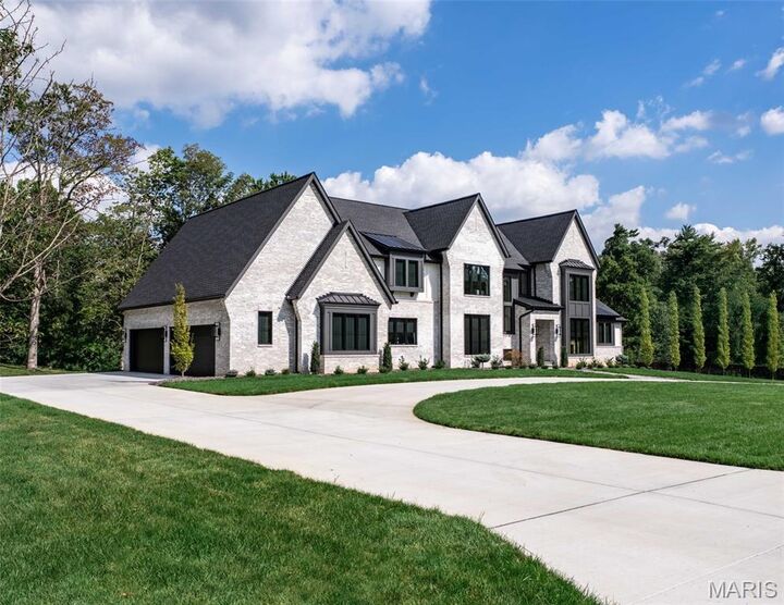 Property Photo: Tbb Ballas Ridge Hawthorne MO 63131