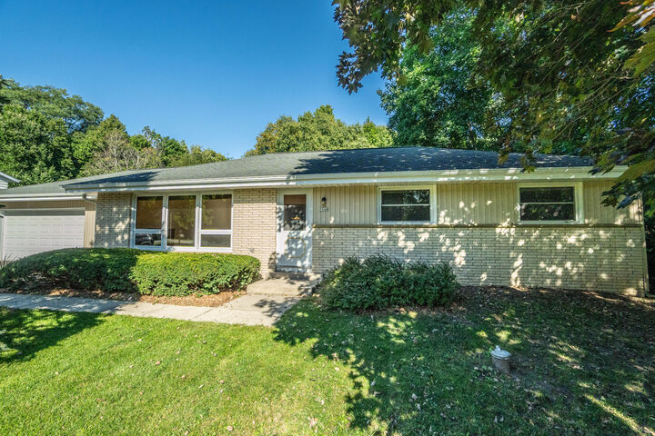 3548 Lusan Dr  Jackson WI 53012 photo