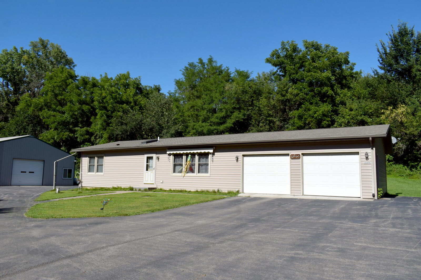 Property Photo:  N6070 Johnson Coulee Rd  WI 54636 