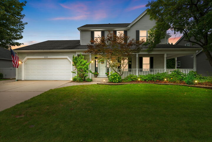 2032 Swan Lane  Elgin IL 60123 photo