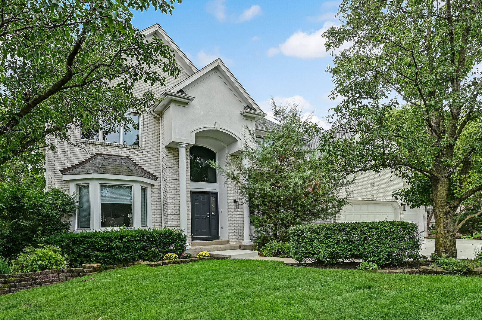 Property Photo:  6812 Fieldstone Drive  IL 60527 
