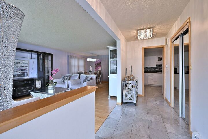 Property Photo: 2634 S Stratford Avenue IL 60154