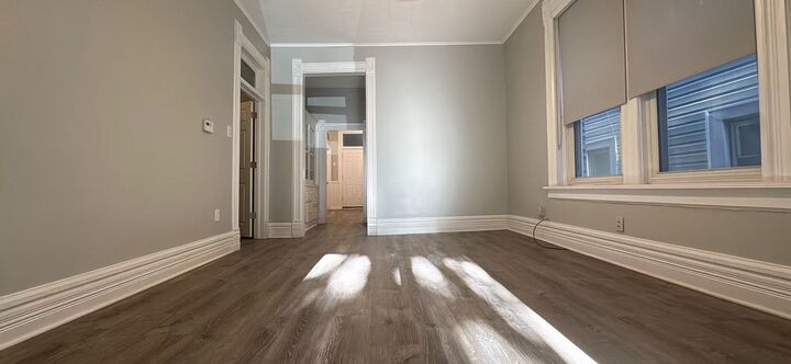 Property Photo: 3247 S Union Avenue 2 IL 60616