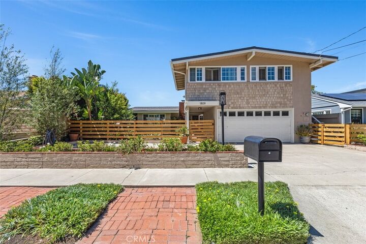 Property Photo: 1809 Tustin Avenue CA 92627