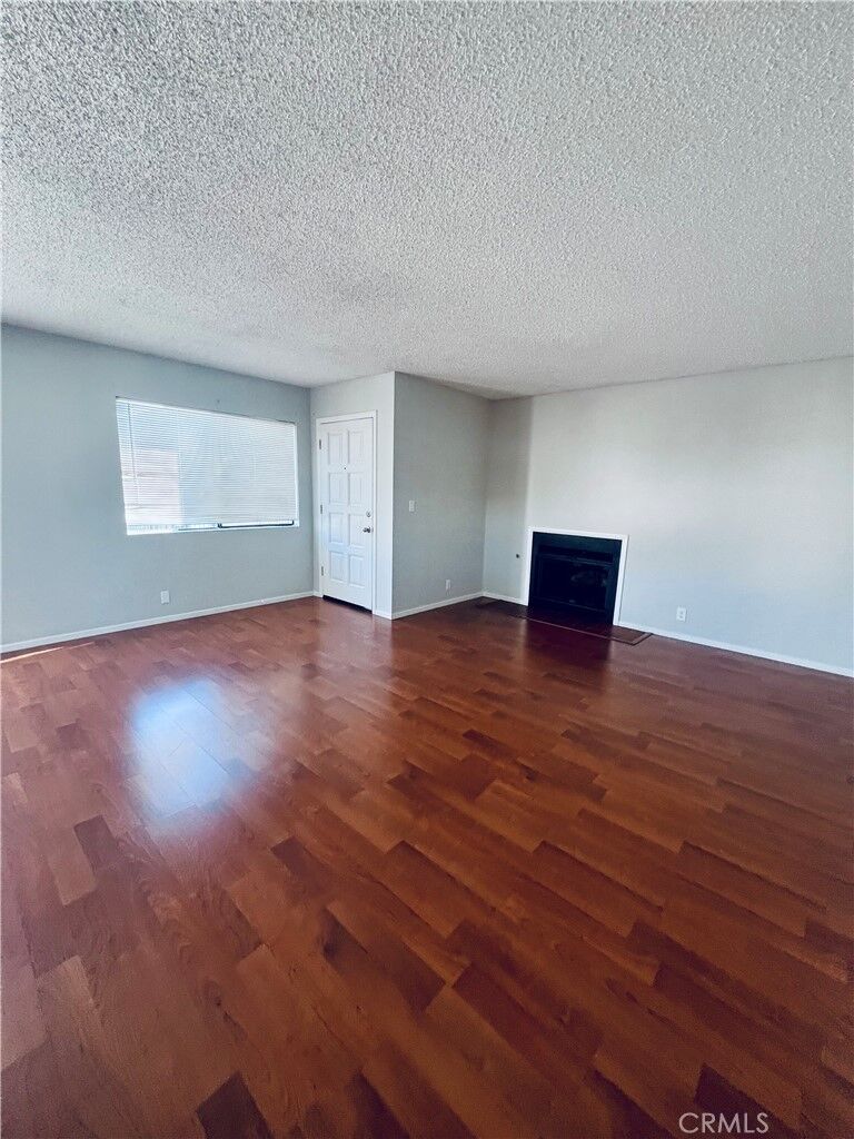 Property Photo:  1549 W 146th St 9  CA 90247 