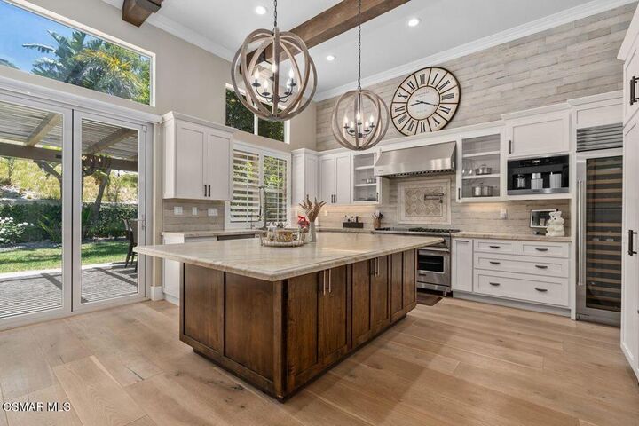 Property Photo: 2427 Springbrook Street CA 91362