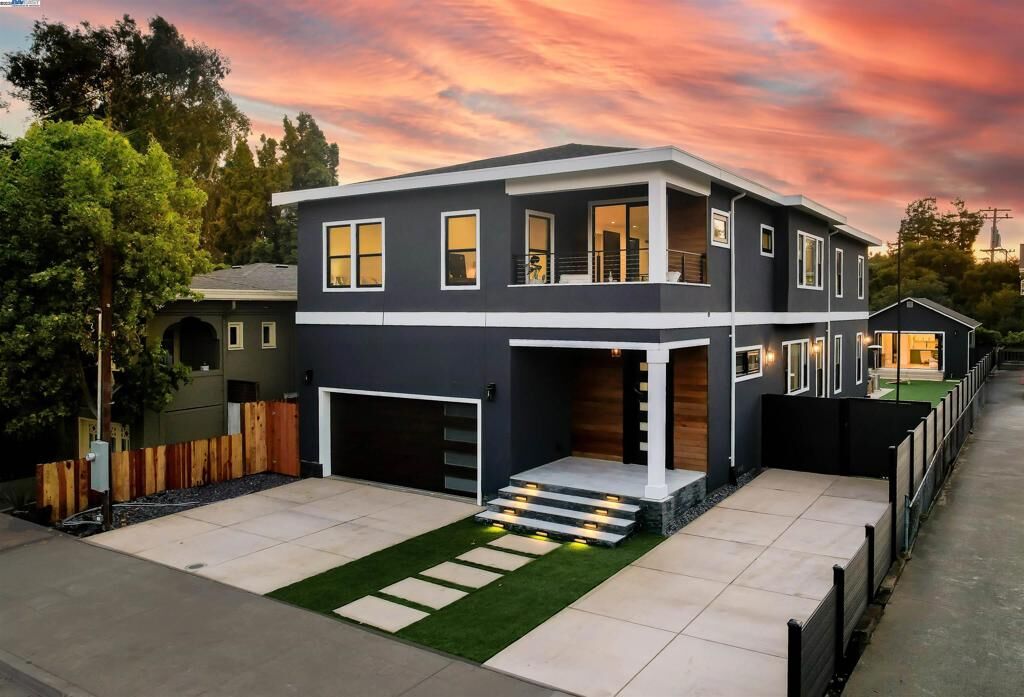 Property Photo: 5229 Miles Ave CA 94618
