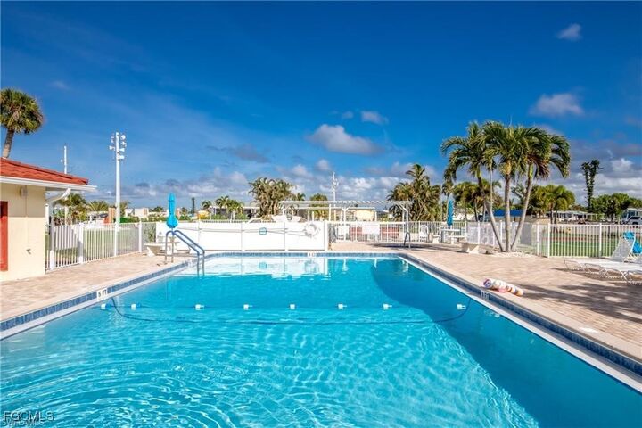 Property Photo:  5008 Sandpiper Drive  FL 33956 
