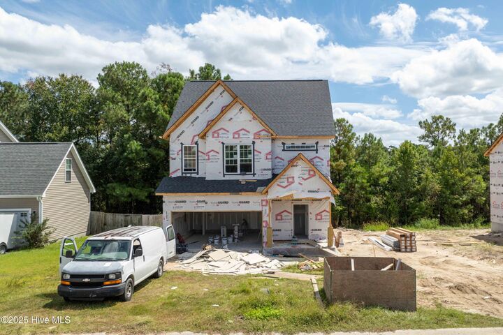 Property Photo:  711 Jasmine Lane  NC 28546 